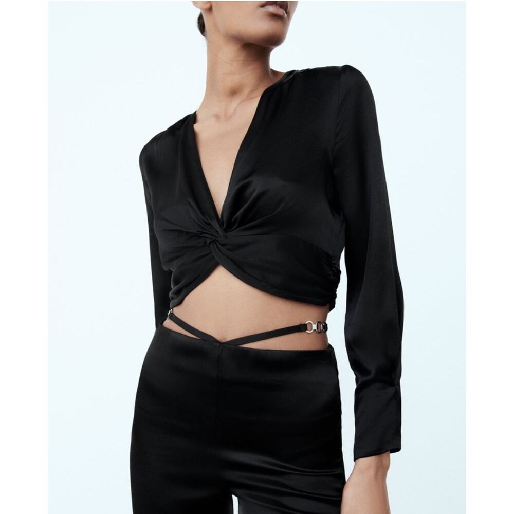 Zara Black Twist-Front Long Sleeve Crop Top